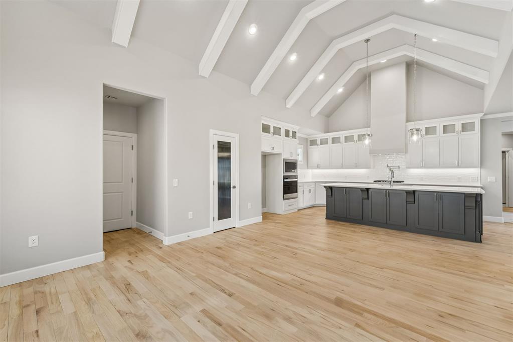 18128 Fields Drive Property Photo 18