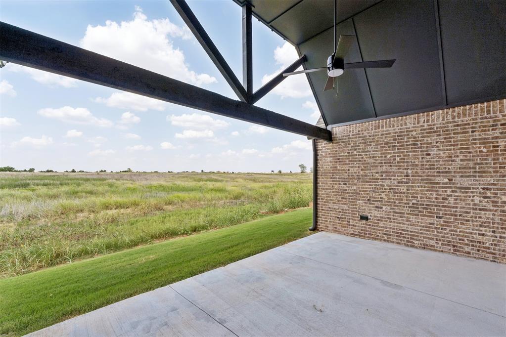 18128 Fields Drive Property Photo 39