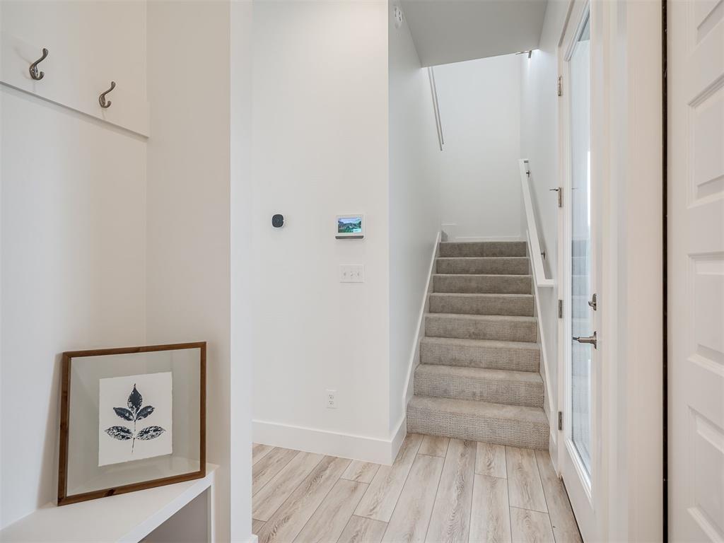 13108 Maplewood Avenue Property Photo 11