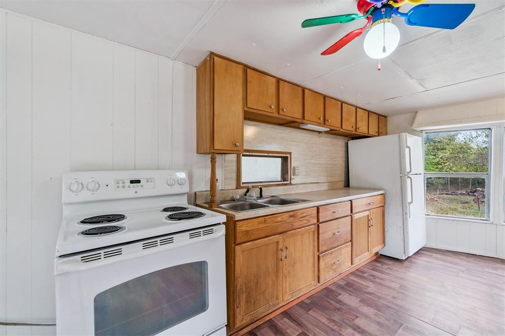 26555 Elm Road Property Photo 11