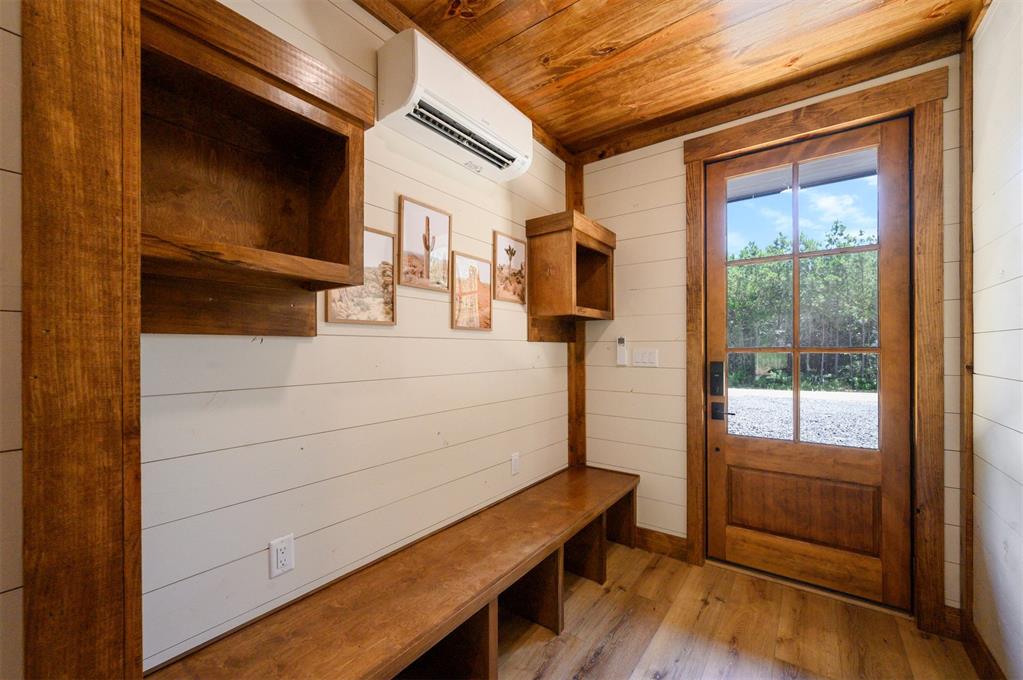 23 Wolf Tree Trail Property Photo 4