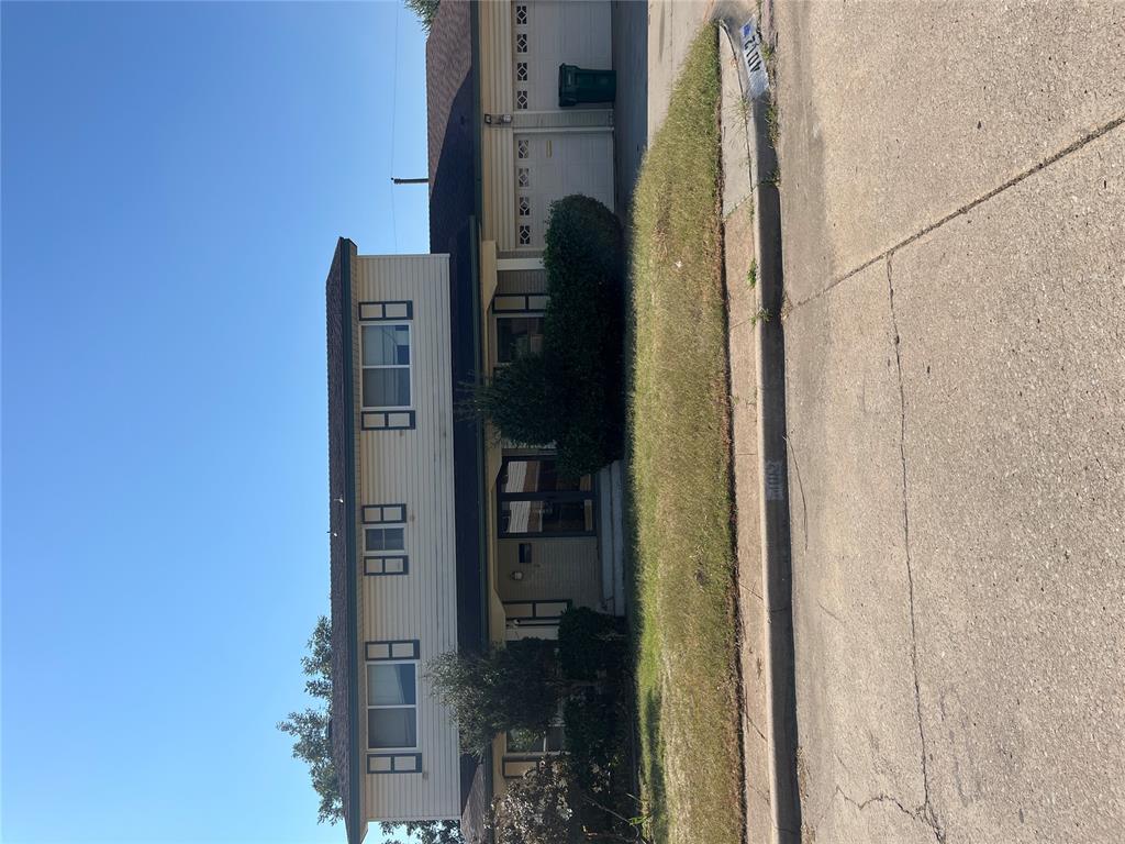 4012 NW 57th Street Property Photo 1