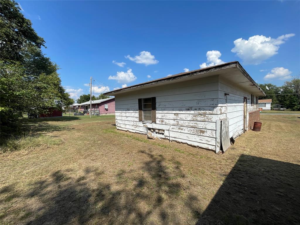 704 Rabon Drive Property Photo 5