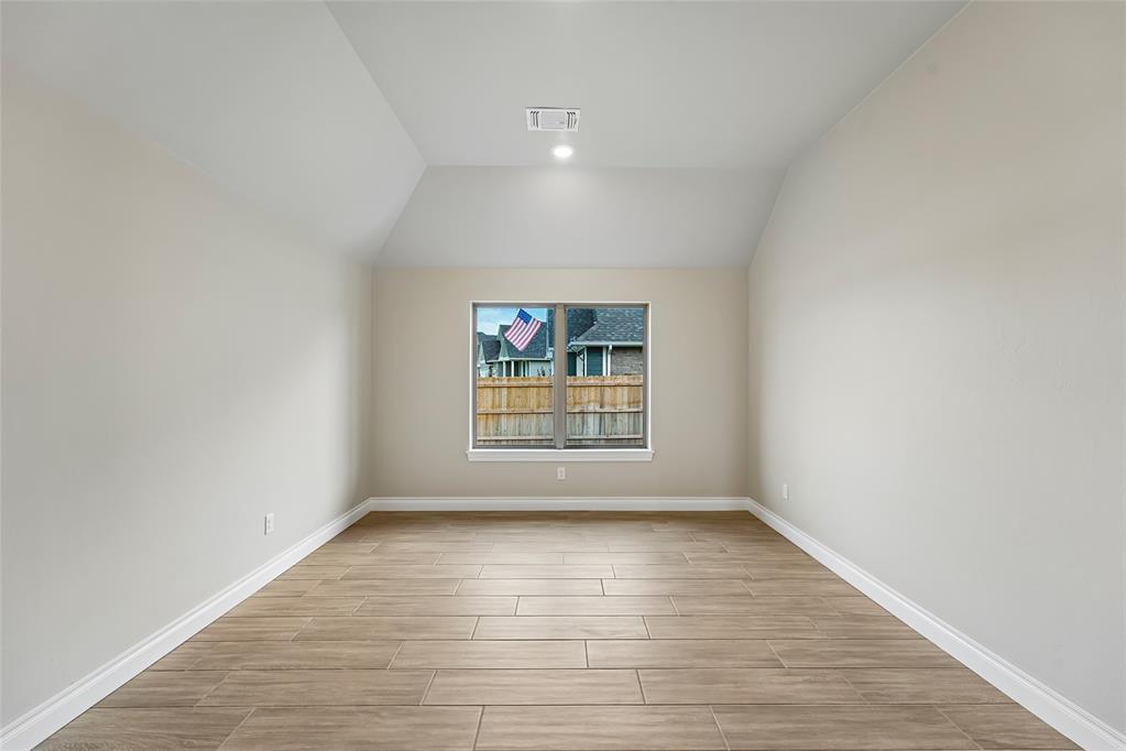 1803 Zayden Lane Property Photo 8