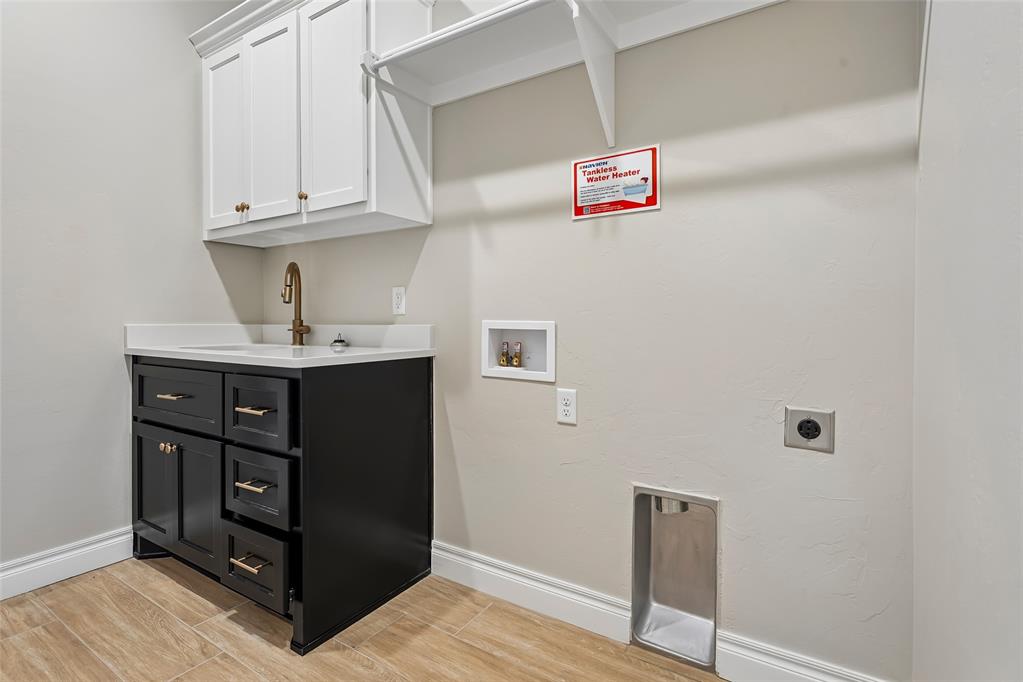 1803 Zayden Lane Property Photo 38