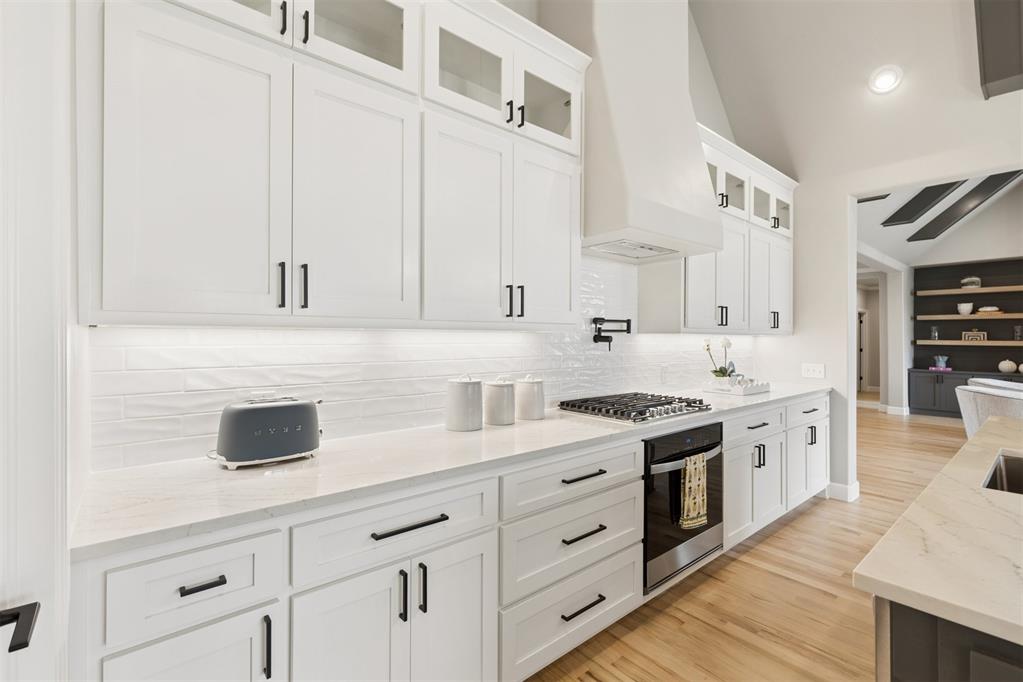 902 Fluvi Circle Property Photo 14