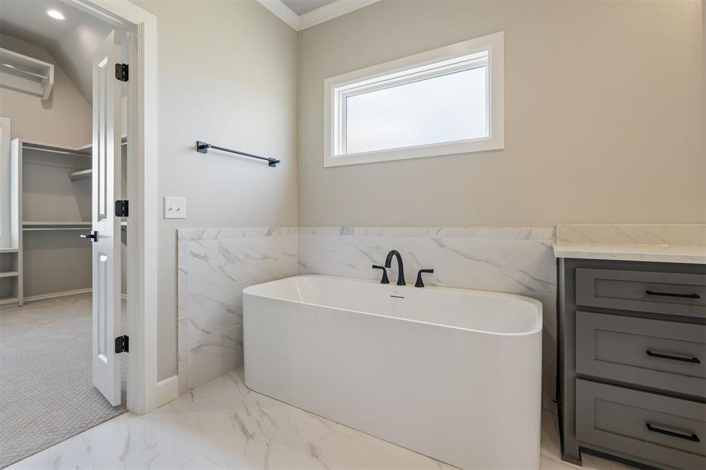 902 Fluvi Circle Property Photo 25