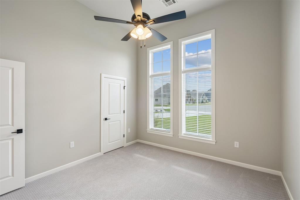 902 Fluvi Circle Property Photo 34