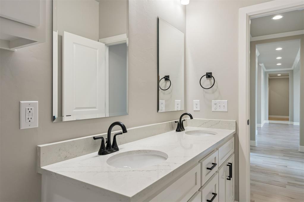 902 Fluvi Circle Property Photo 37