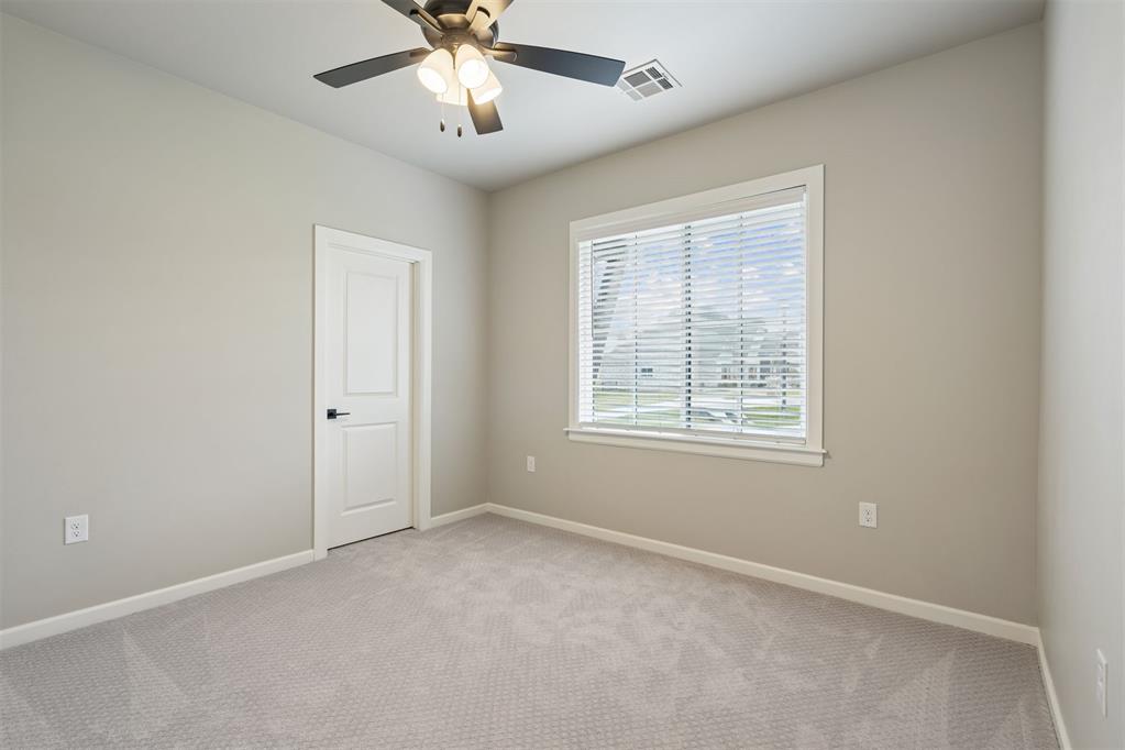 902 Fluvi Circle Property Photo 38