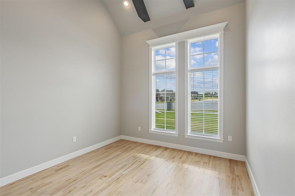 902 Fluvi Circle Property Photo 40