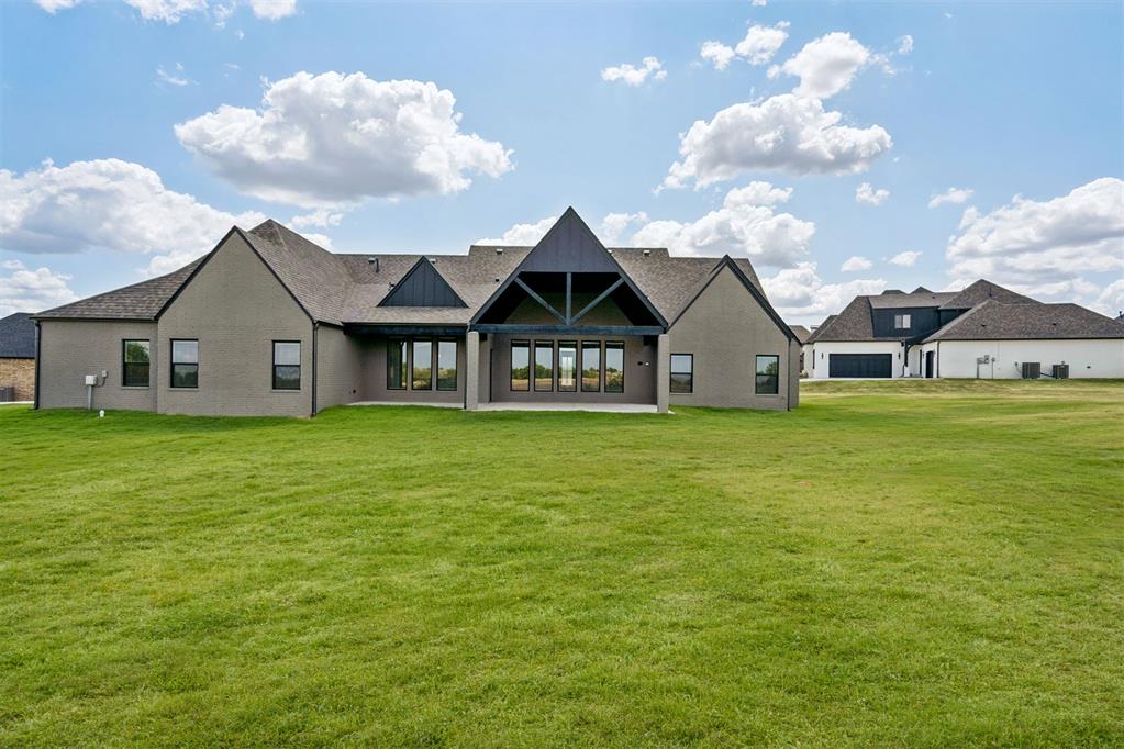 902 Fluvi Circle Property Photo 44