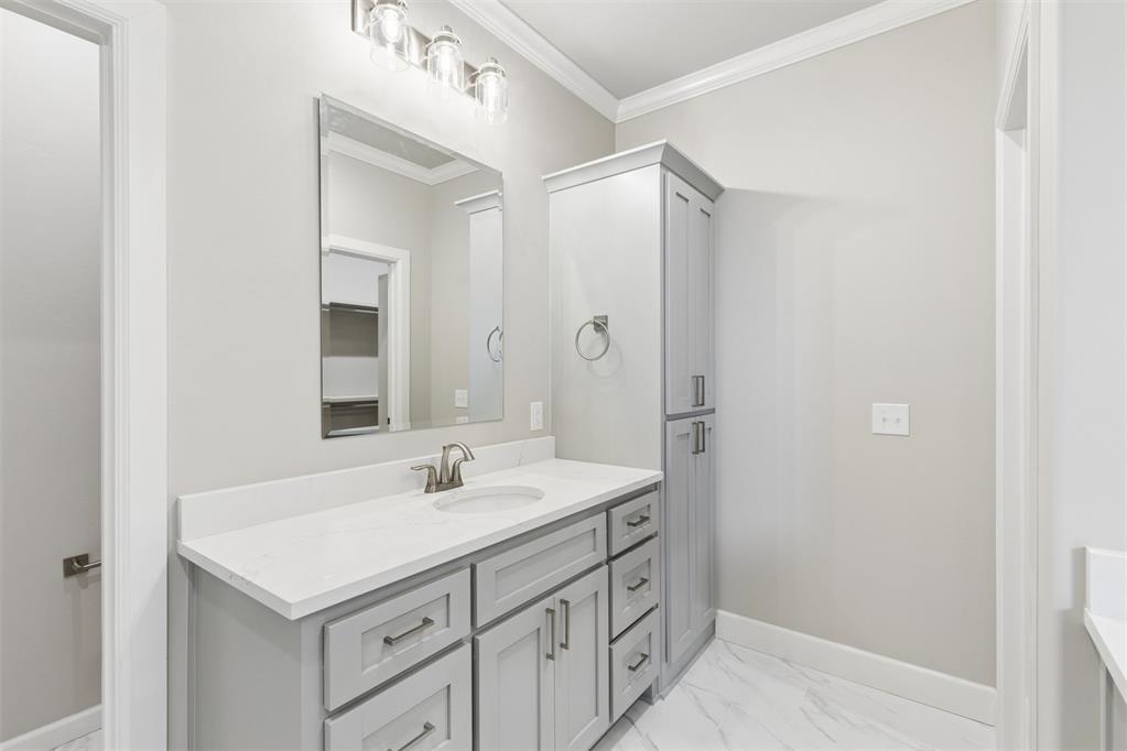 18140 Fields Drive Property Photo 21