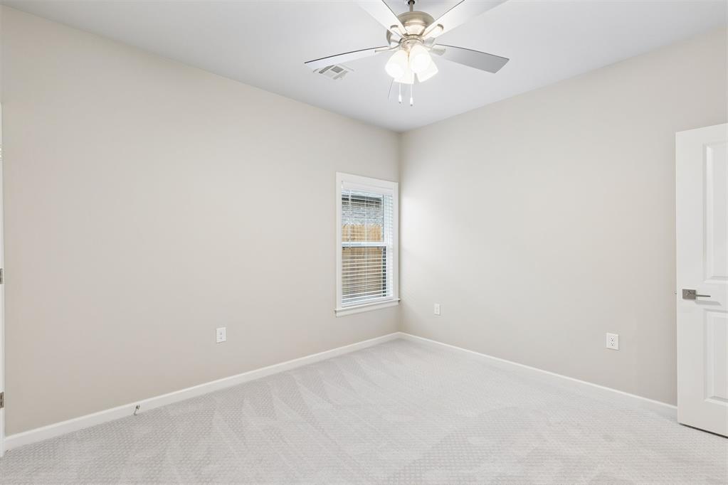 18140 Fields Drive Property Photo 27