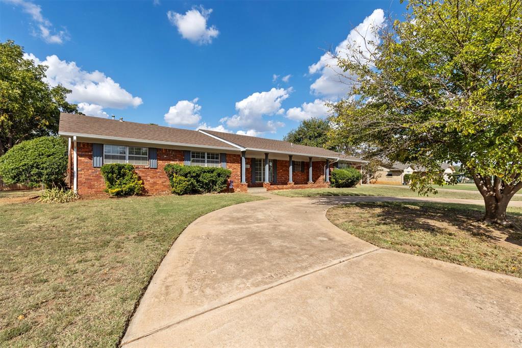 1109 N Ranch Road Property Photo 4