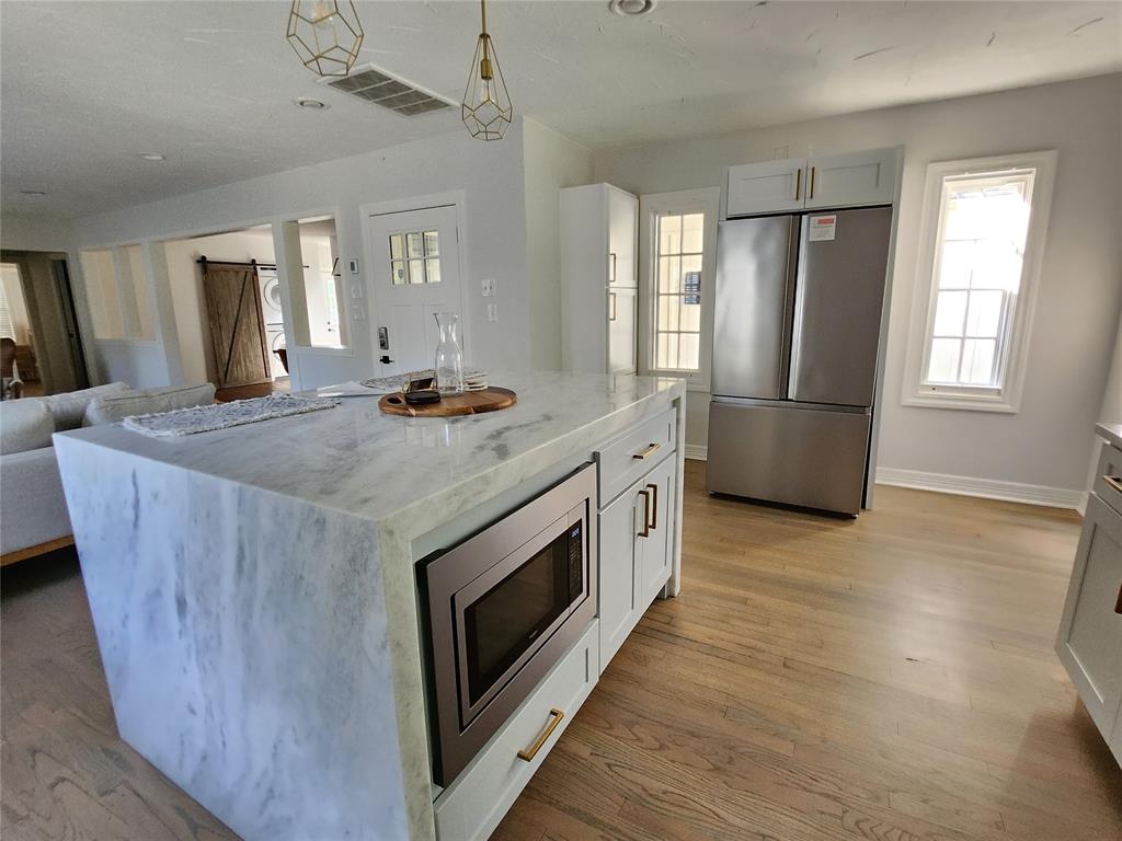 1194688 Property Photo 9