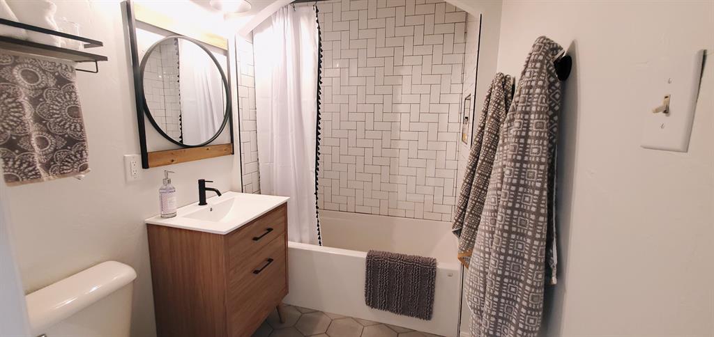 1194688 Property Photo 16