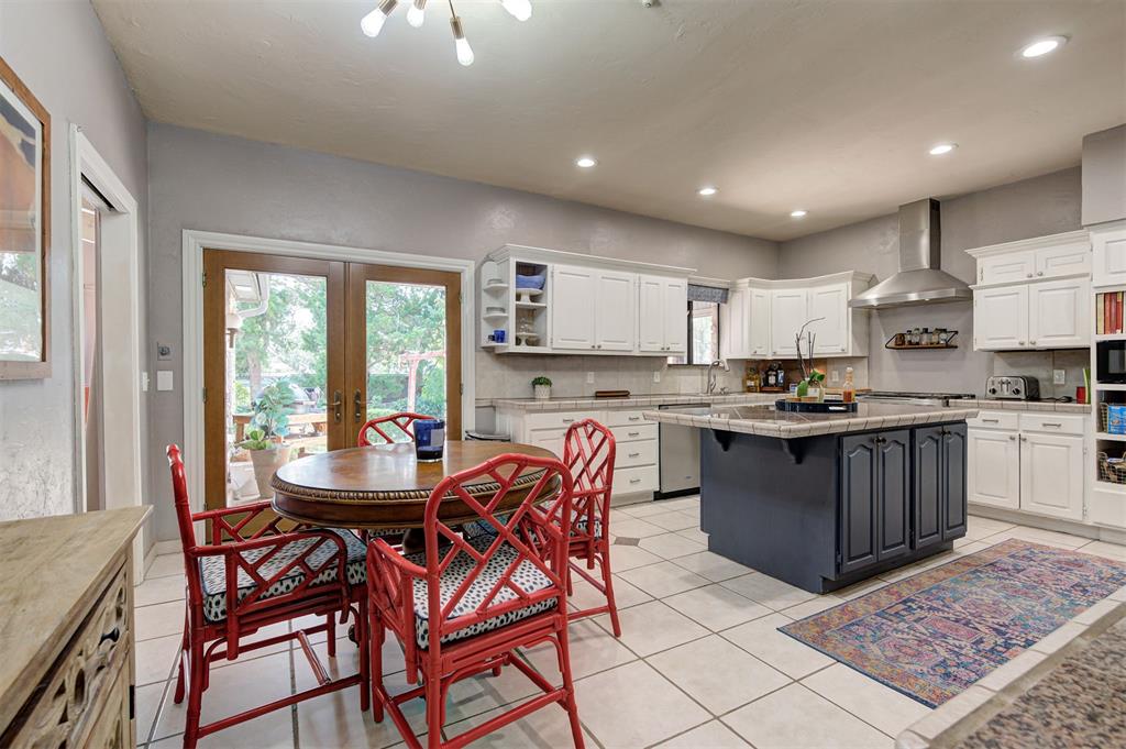 3200 Raintree Road Property Photo 12