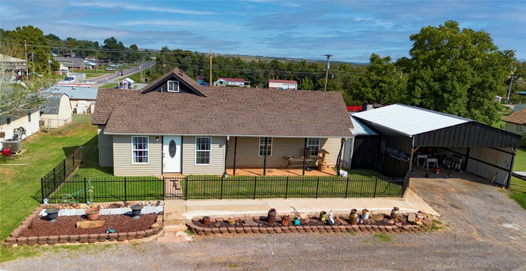 107 E Johnny Bench Property Photo 1