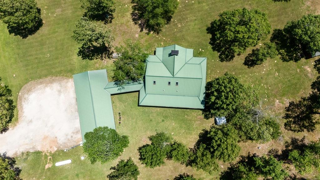 1725 N 4030 Road Property Photo 3