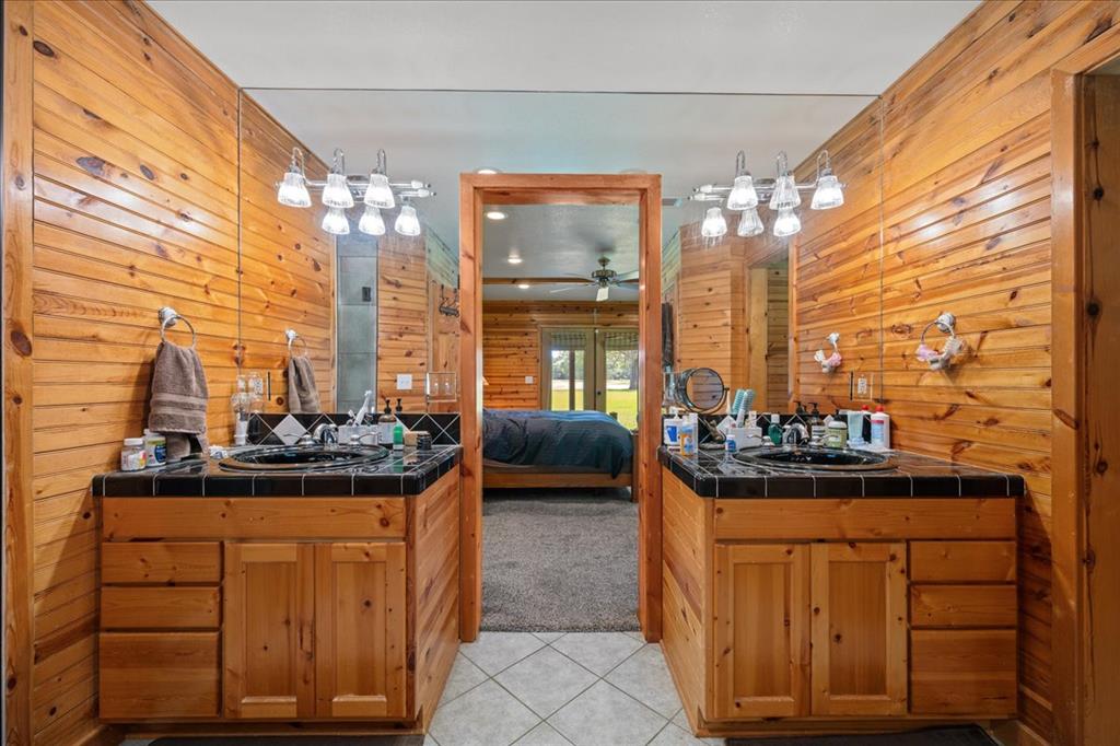 1725 N 4030 Road Property Photo 22