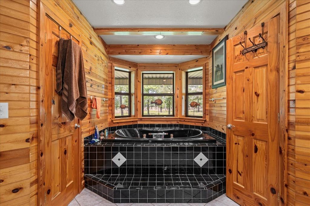 1725 N 4030 Road Property Photo 23
