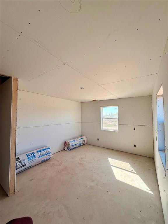 29229 N 2980 Rd Road Property Photo 9