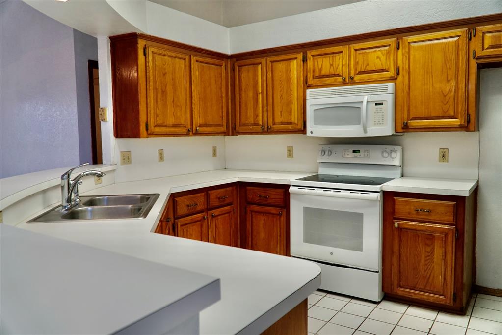 5004 Se 84th Street Property Photo 7