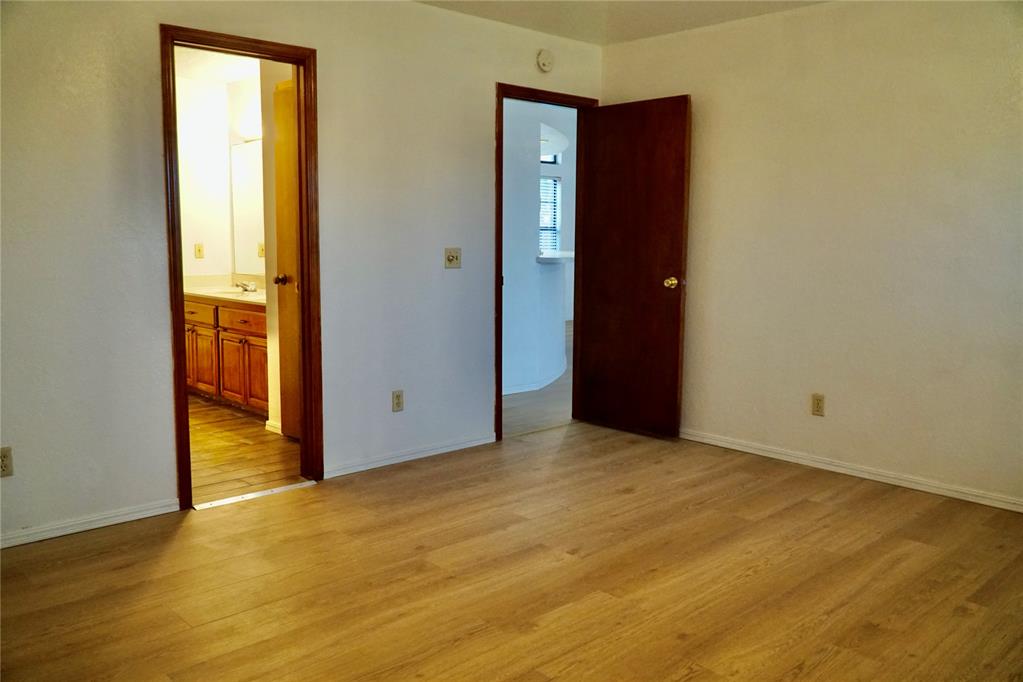 5004 Se 84th Street Property Photo 16