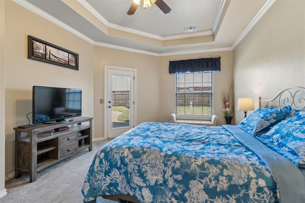 817 Tea Rose Drive Property Photo 11