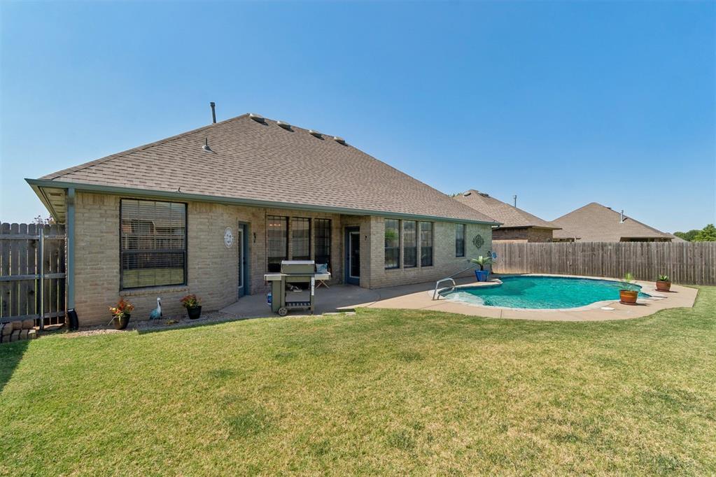 817 Tea Rose Drive Property Photo 22