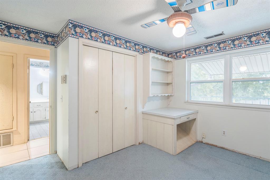 944 E Diane Terrace Property Photo 11