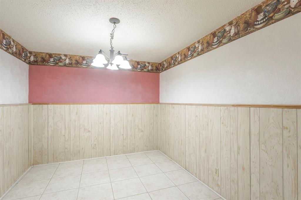 944 E Diane Terrace Property Photo 18