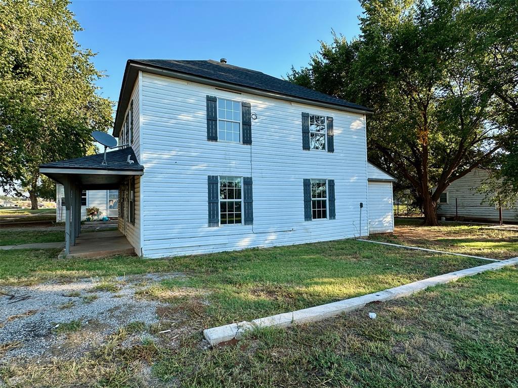 502 N Main Street Property Photo 13