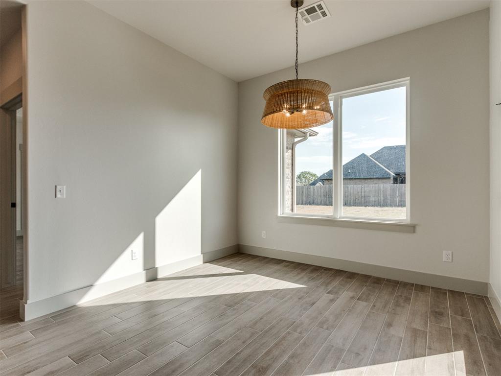1120 Jozie Way Property Photo 18