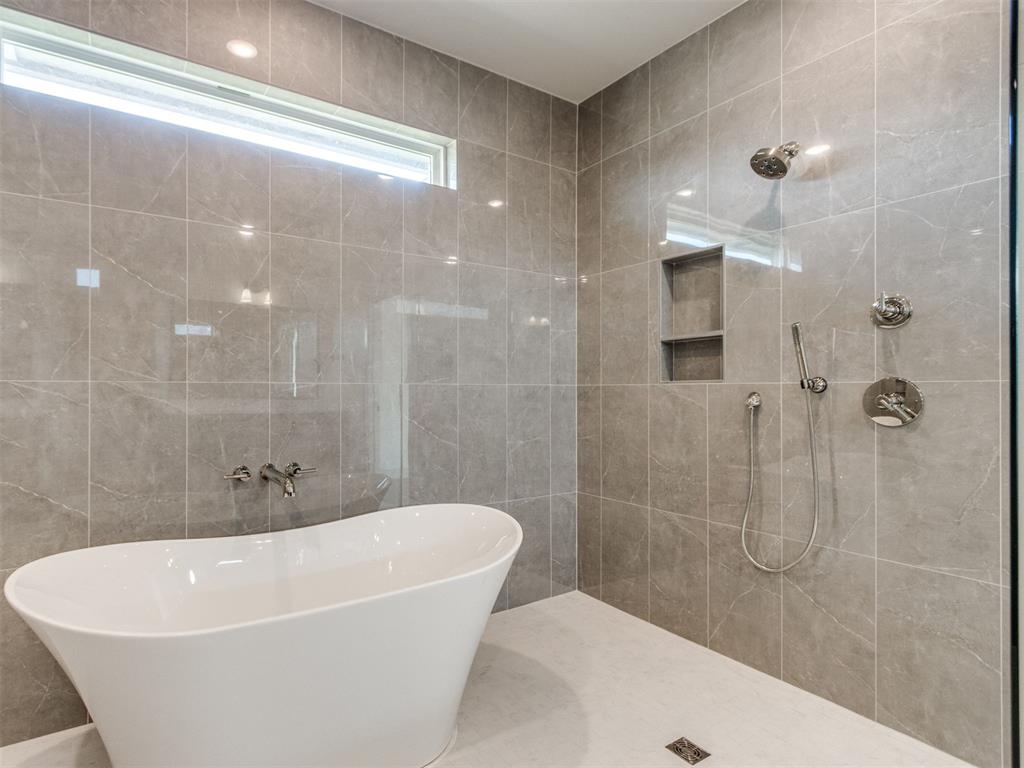 1120 Jozie Way Property Photo 38