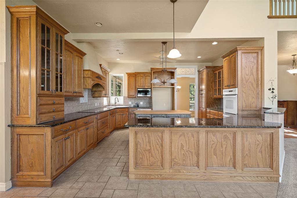 9034 Red Gate Ranch Road Property Photo 12