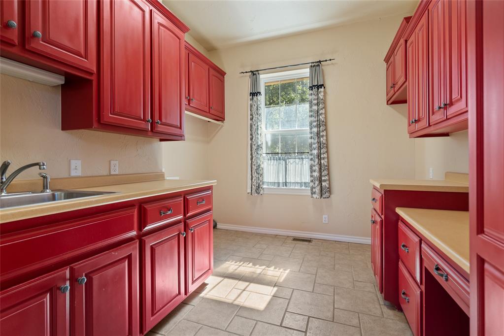 9034 Red Gate Ranch Road Property Photo 39