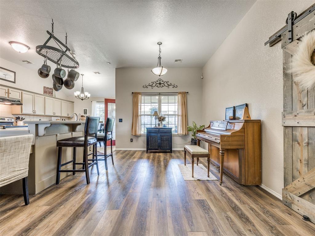 1133 Barbary Drive Property Photo 10