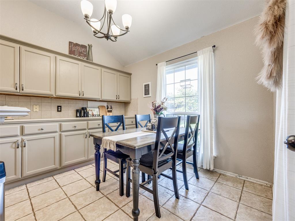 1133 Barbary Drive Property Photo 13