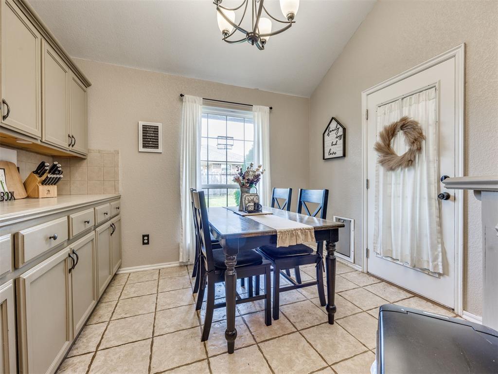 1133 Barbary Drive Property Photo 14