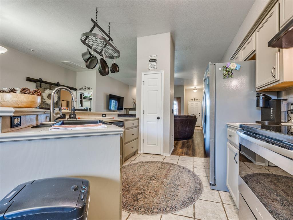 1133 Barbary Drive Property Photo 15