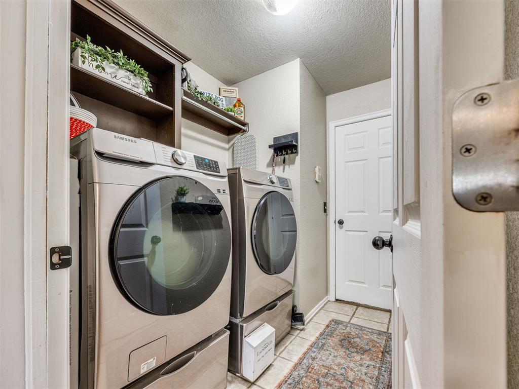 1133 Barbary Drive Property Photo 28