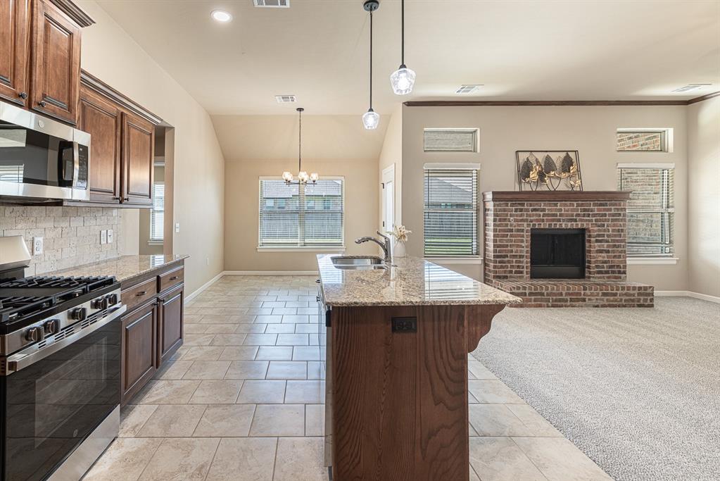 4528 Adobe Court Property Photo 6