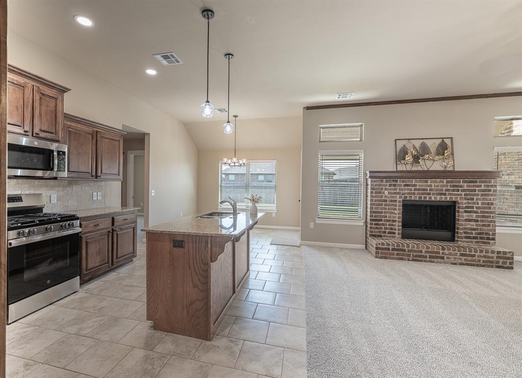 4528 Adobe Court Property Photo 7