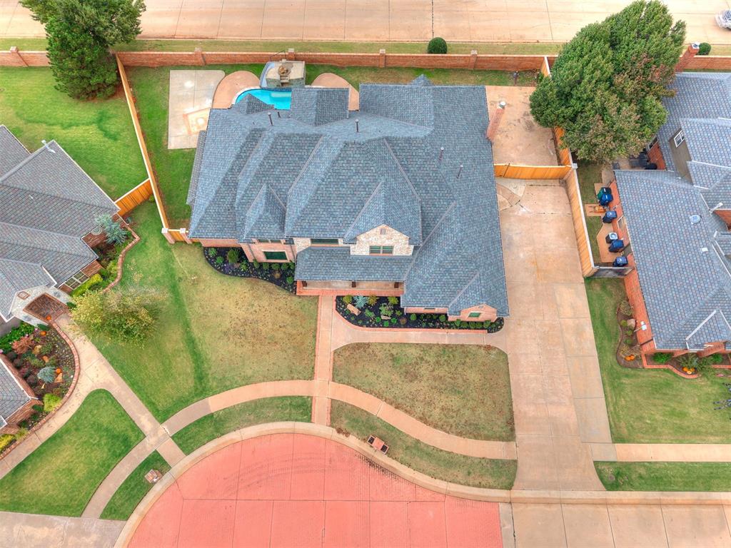 8033 Nw 124th Street Property Photo 4