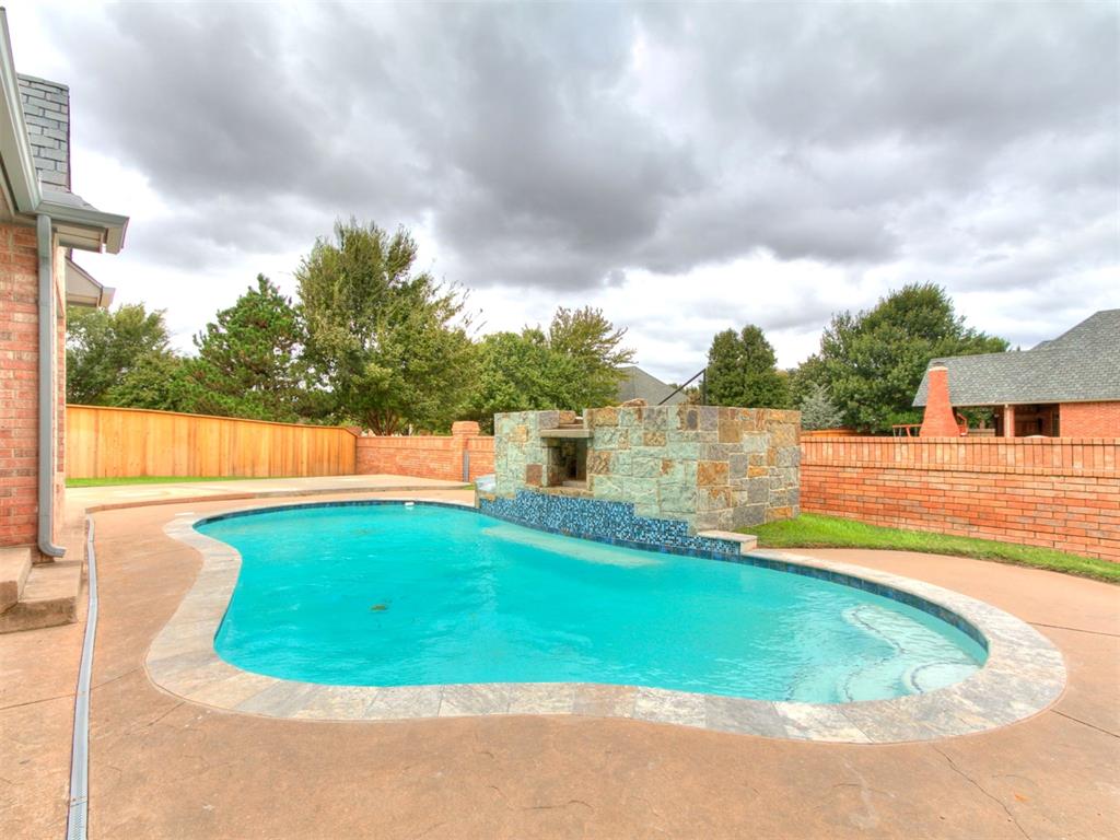 8033 Nw 124th Street Property Photo 7