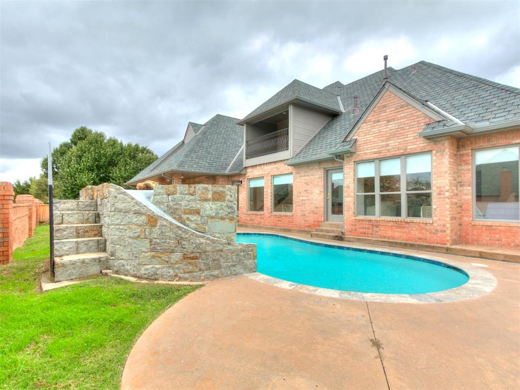 8033 Nw 124th Street Property Photo 8