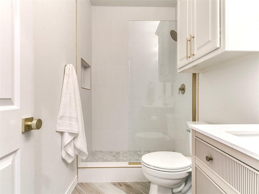 8033 Nw 124th Street Property Photo 15