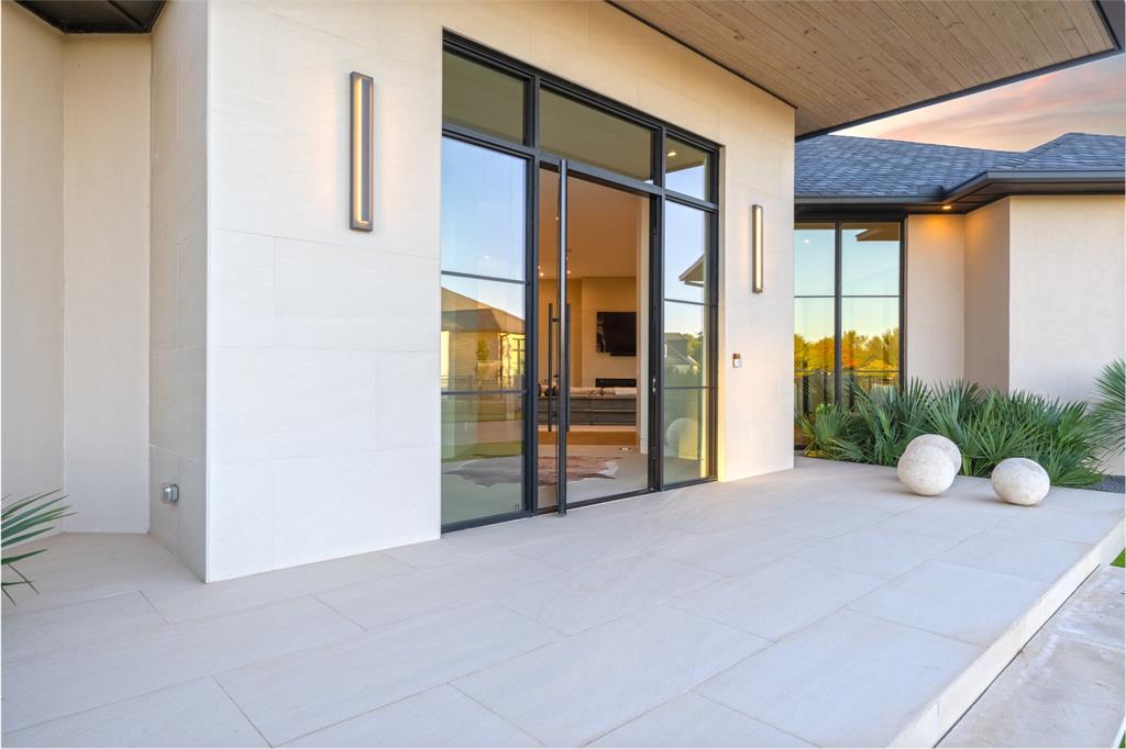 5820 Promenade Square Property Photo 7